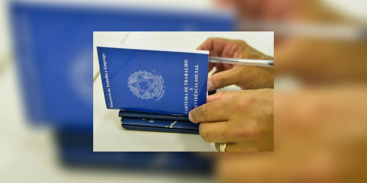 Mais de 860 mil vagas de emprego formais no Brasil são perdidas em abril