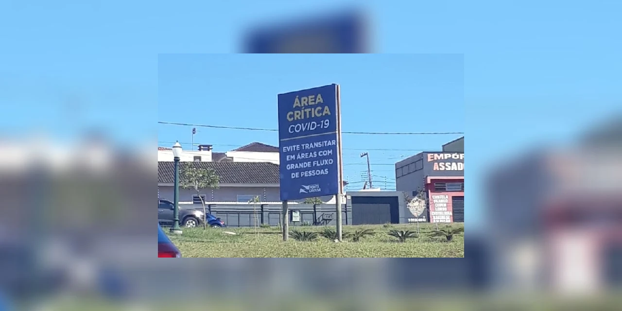 "Isso é mentira", diz Rangel sobre valor gasto com placas de sinalização contra a Covid-19