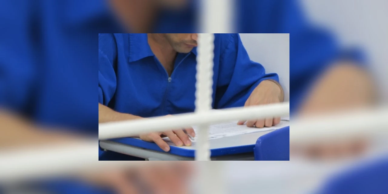 Detentos do sistema prisional iniciam graduação a distância