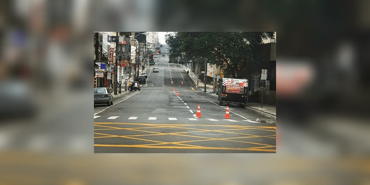 AMTT revitaliza sinalização em ruas do centro de Ponta Grossa