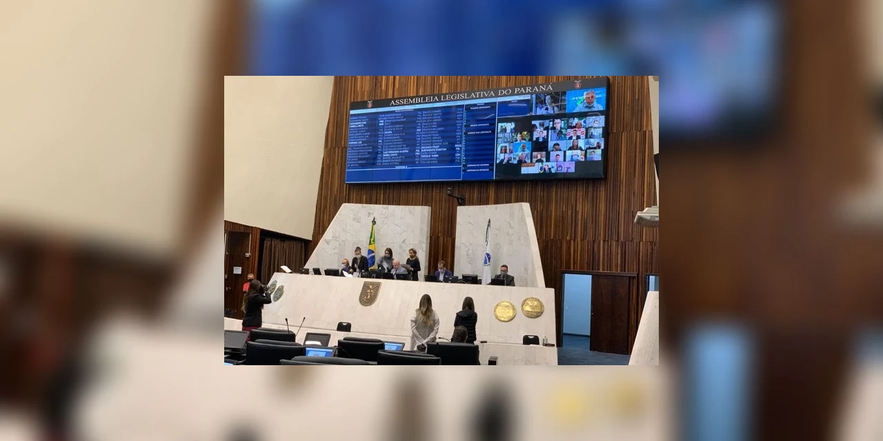 Assembleia Legislativa analisa projeto que limita em 50% a lotação nos ônibus intermunicipais no Paraná