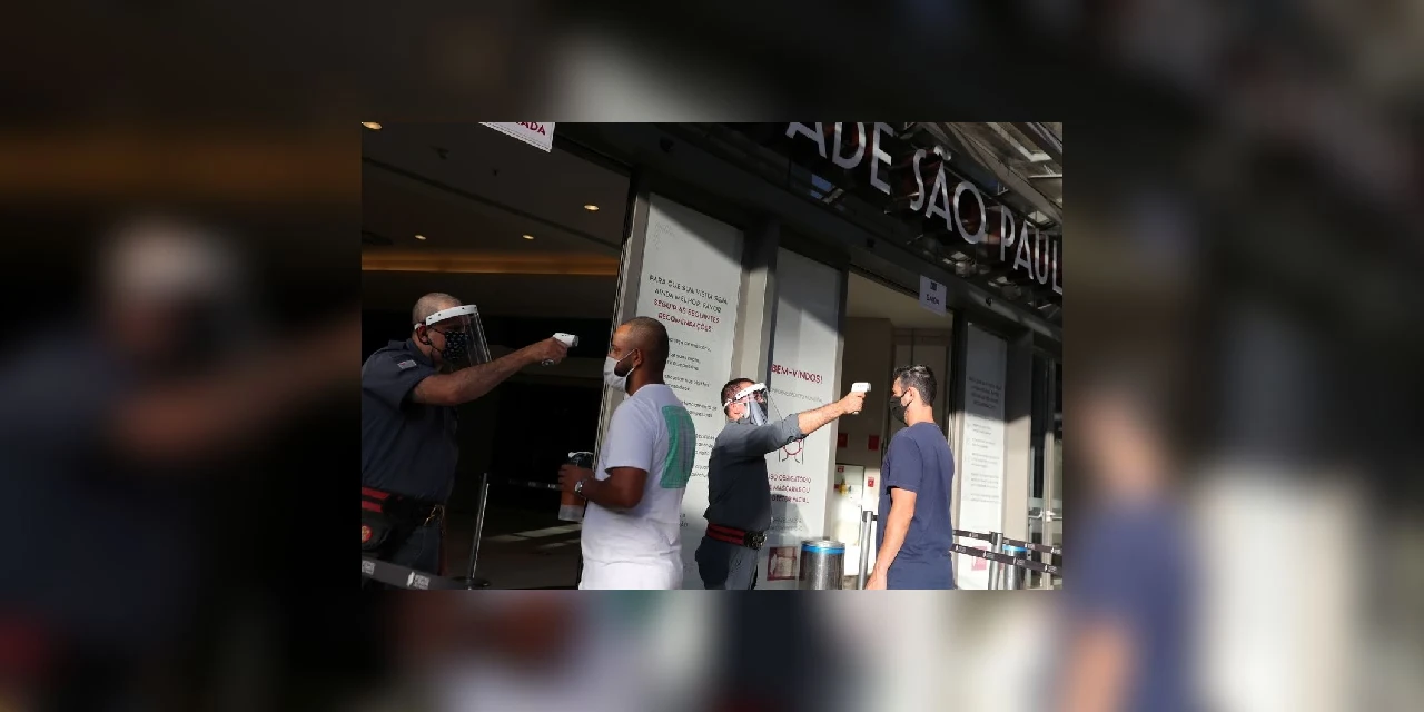 Comércio de SP reabre com queda de 90% no faturamento