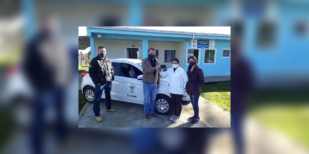 Distritos de Tibagi recebem veículos e ambulância para o programa 'Saúde da Família'