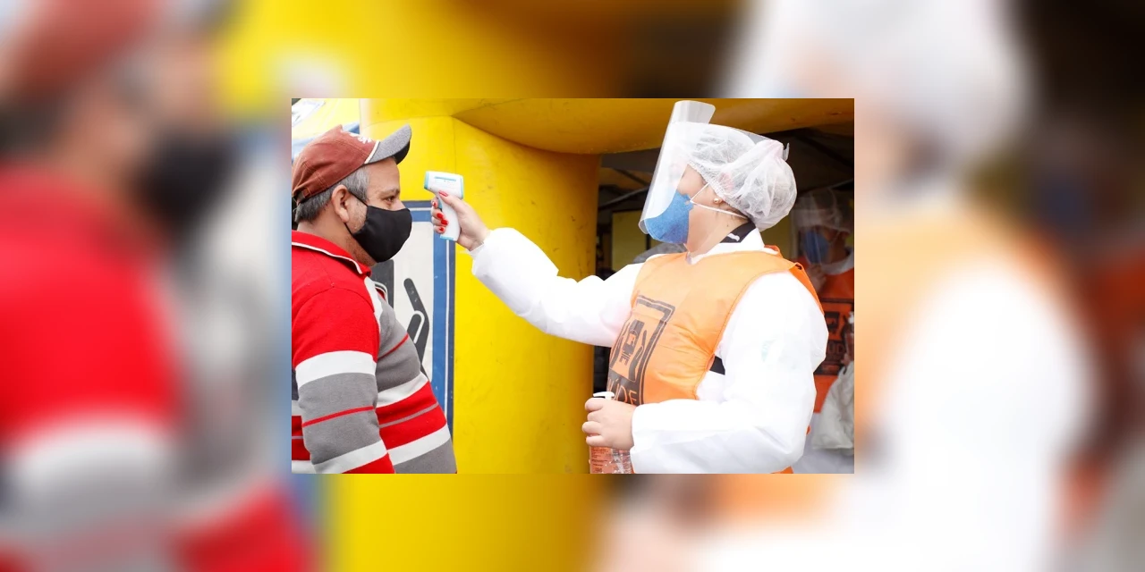 UEPG participa do projeto 'Saúde na Estrada', que atende caminhoneiros na BR 376