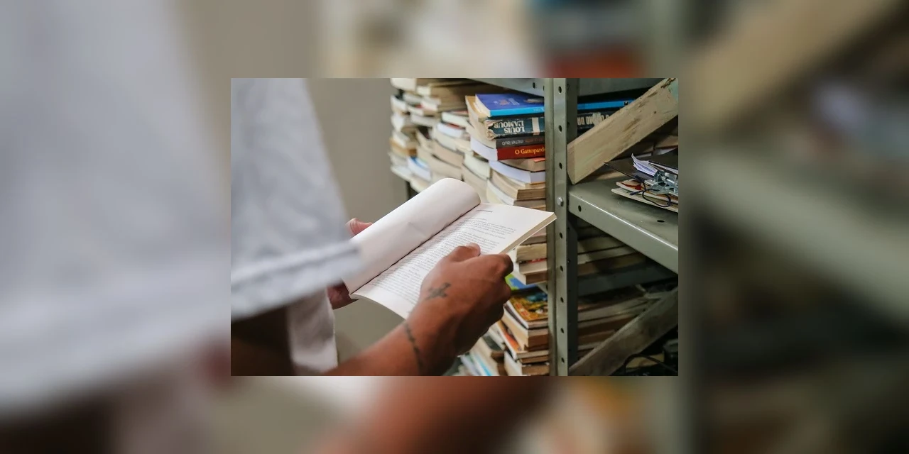 Paraná está entre os cinco estados com mais presos envolvidos em atividades pedagógicas