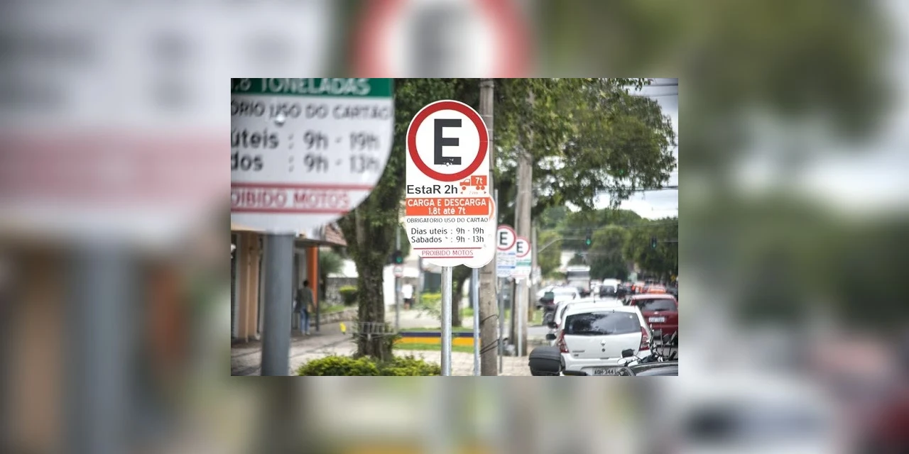 Curitiba acaba de vez com a folha de Zona Azul nesta sexta (10). "O EstaR eletrônico trouxe agilidade, segurança e modernizou o sistema", diz presidente da URBS