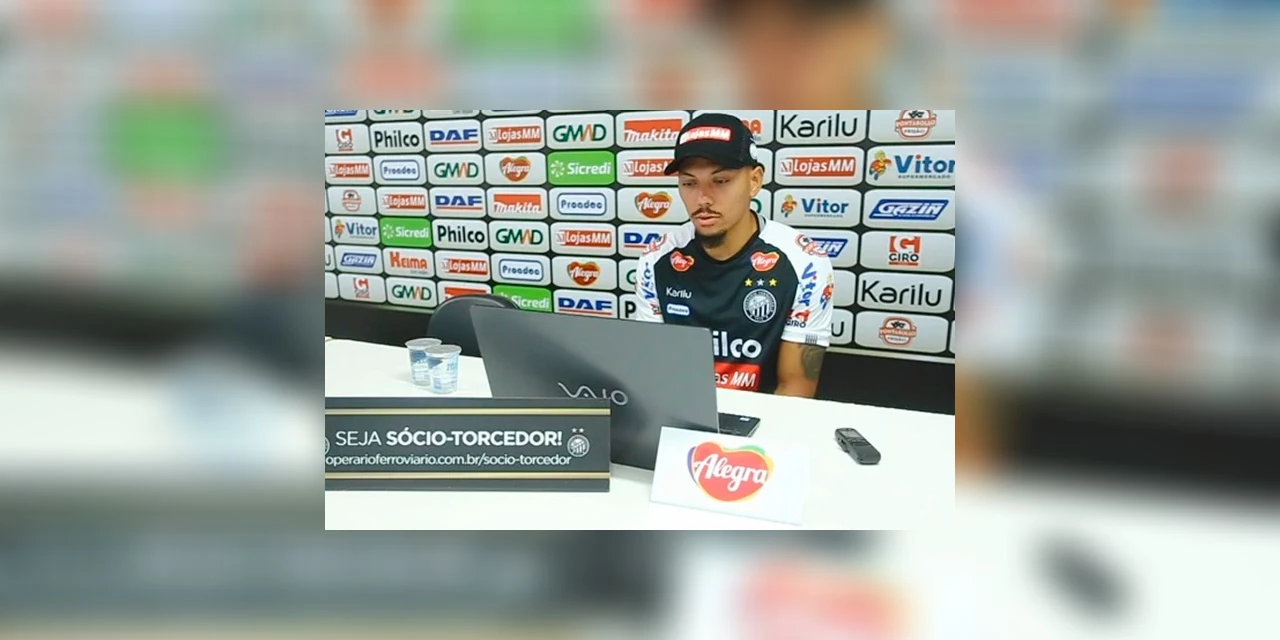 Operário Ferroviário apresenta o lateral-direito Alex Silva em coletiva online