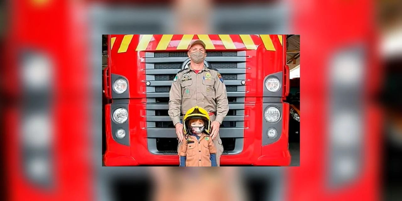 Vereador Sargento Guiarone realiza sonho de menino ao levá-lo para conhecer o Corpo de Bombeiros