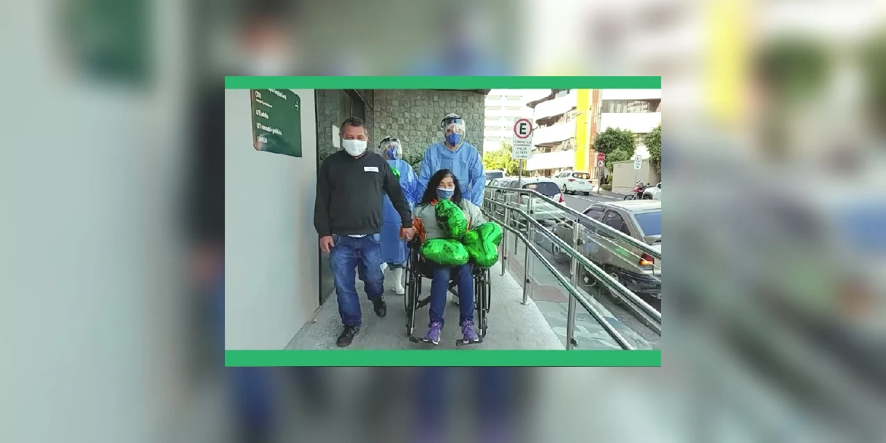 Vídeo: Casal diagnosticado com Covid-19 em PG se reencontra após a esposa ficar 25 dias internada