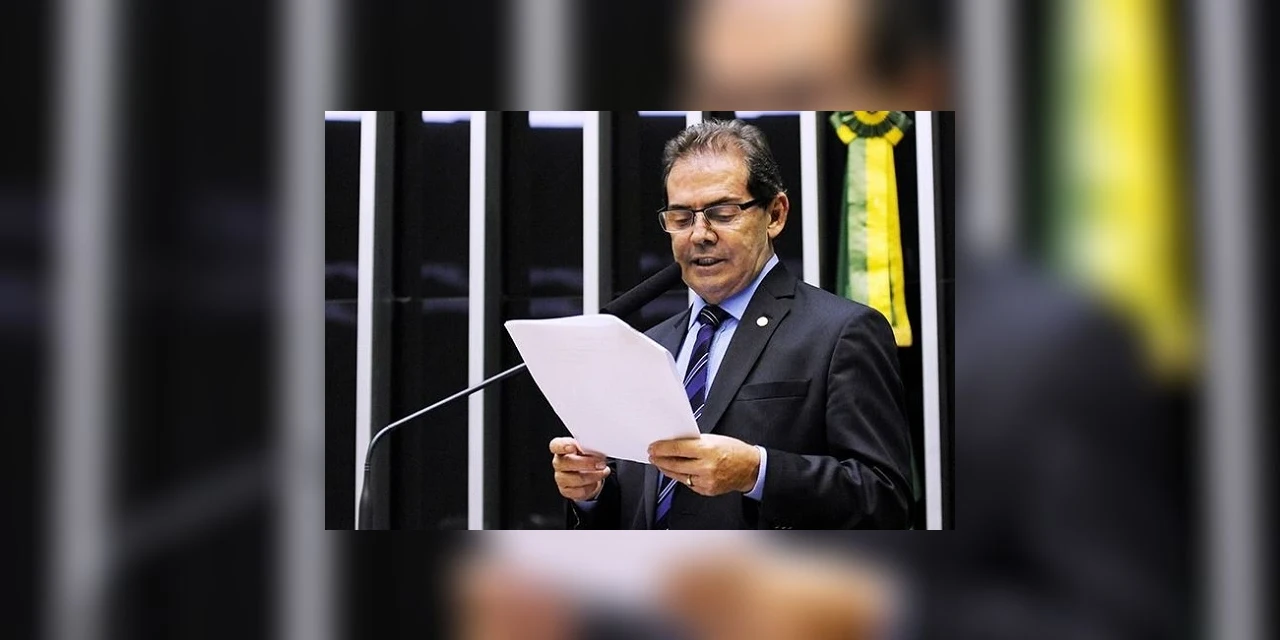 Polícia Federal cumpre mandados de busca e apreensão contra o deputado Paulinho da Força