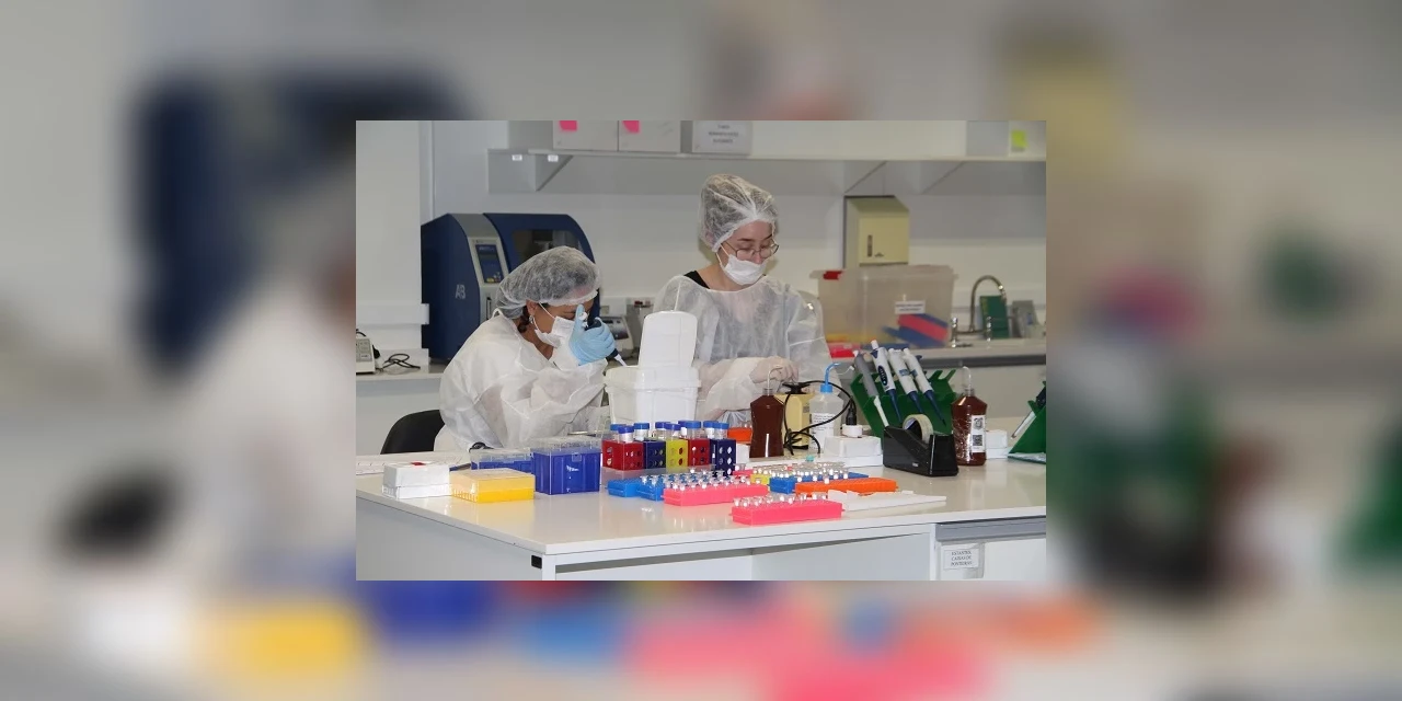 Polícia Científica do Paraná expande conhecimentos sobre genética forense