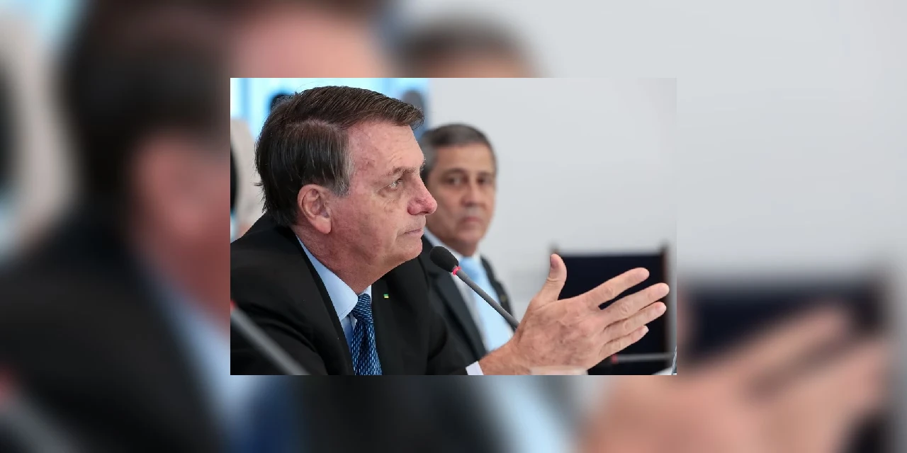 Bolsonaro defende novo tributo e garante que não se trata de uma nova CPMF