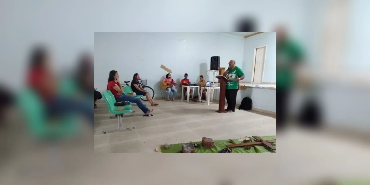 Manuais da Diocese de PG serão usados no Amazonas