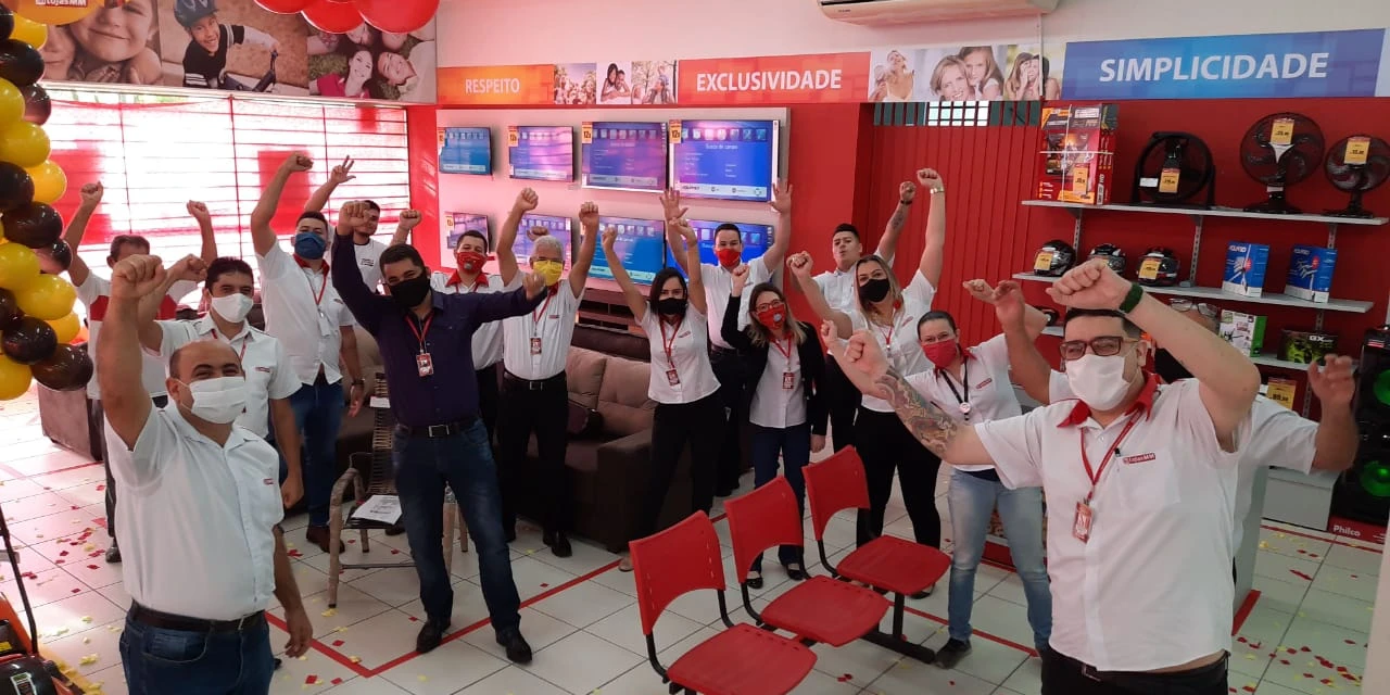 Mesmo em meio à pandemia, MM inaugura nova loja e gera empregos no Paraná