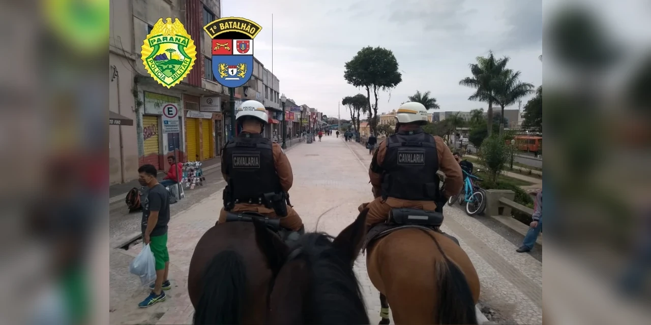 Operação da PM reforça policiamento em ruas de PG