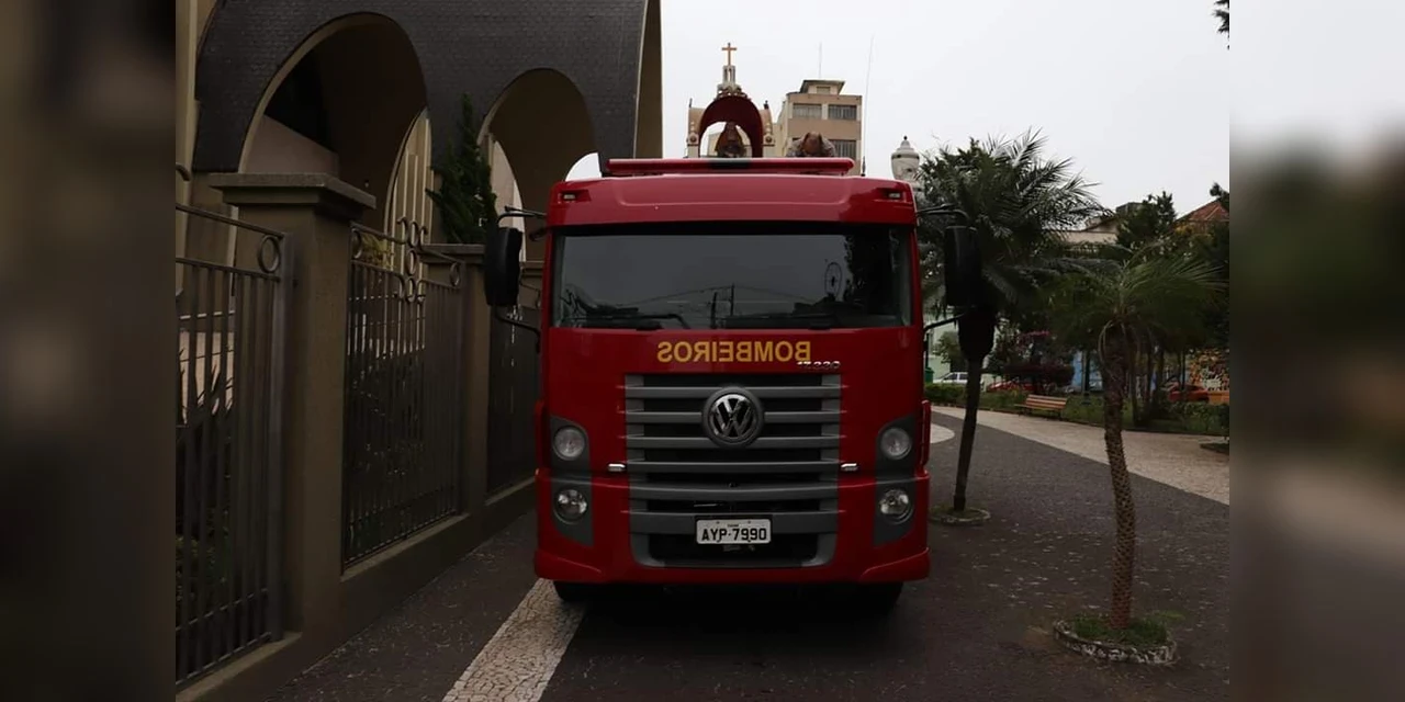 Ao vivo: Carreata em homenagem à Sant'Ana acontece em PG