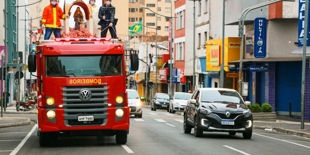 Por conta da pandemia, Festa de Sant'Ana é readaptada em PG e Castro