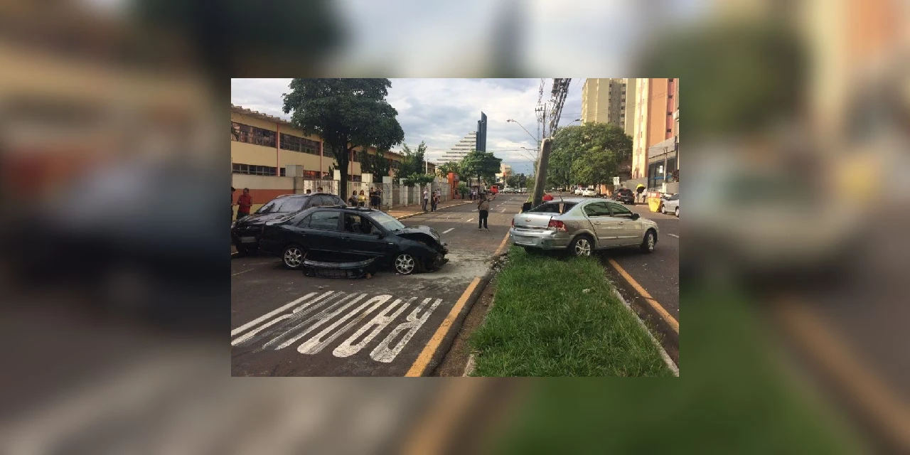 Batidas de veículos em postes aumentam apesar de isolamento social; somente em PG foram registrados 53 acidentes