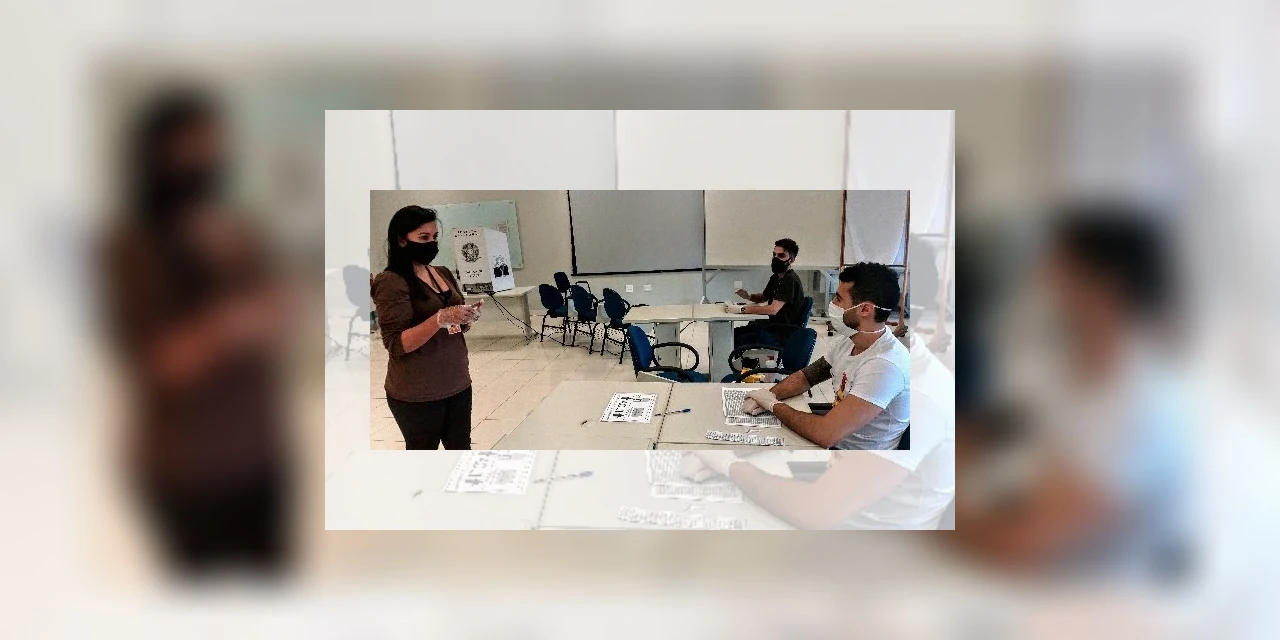 TRE-PR simula votação com equipamentos de proteção contra o coronavírus