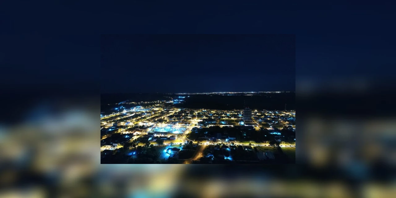 Carambeí ganha iluminação pública de LED