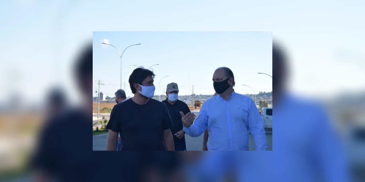 Ex-ministro da Saúde, Ricardo Barros, visita Cancer Center em Guarapuava