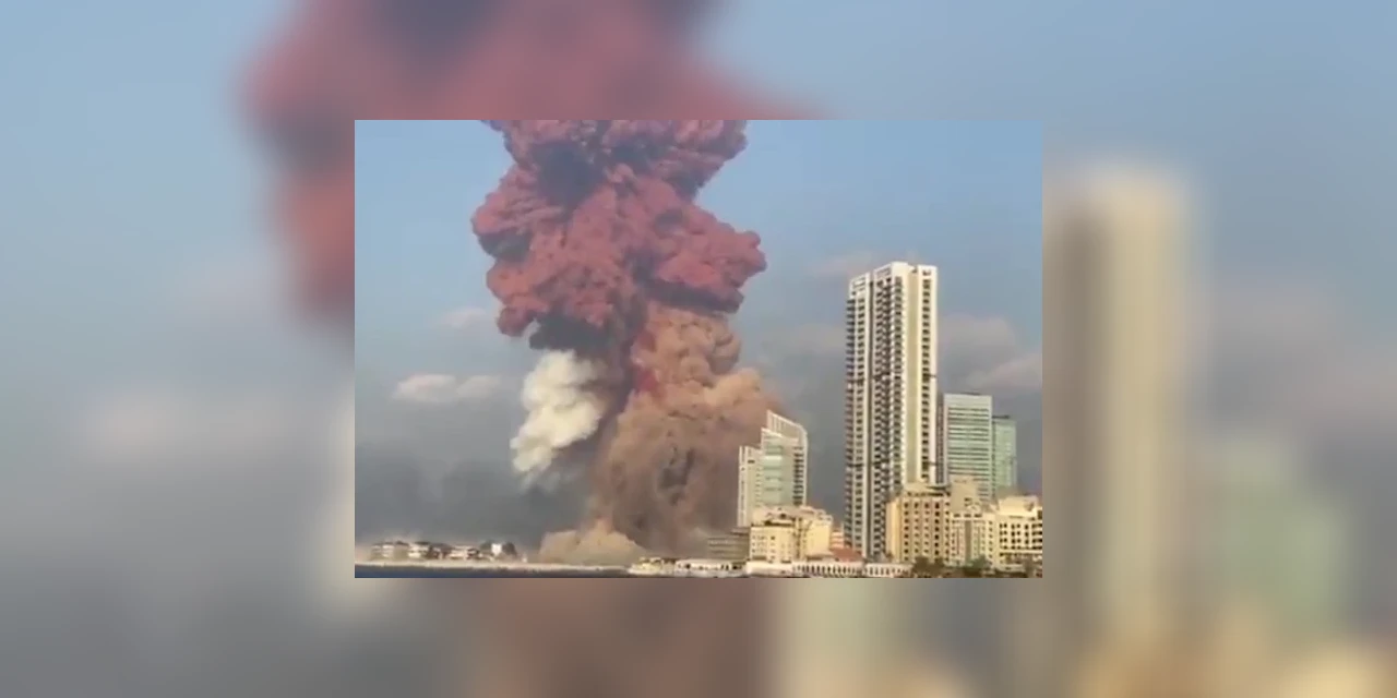 Vídeo: Forte explosão atinge a região portuária de Beirute, capital do Líbano