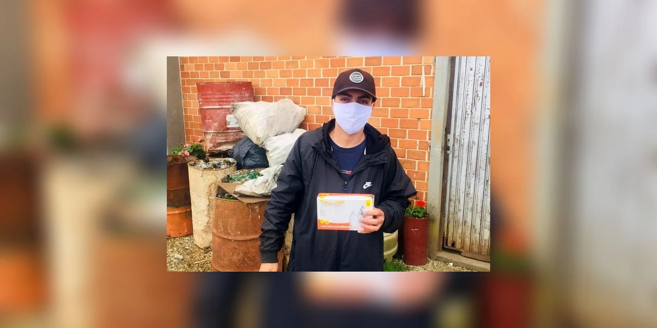 Recicladores recebem 10 mil luvas descartáveis do Governo do Paraná