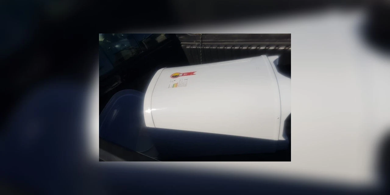 Homem é detido por populares ao tentar roubar máquina de lavar roupas em PG