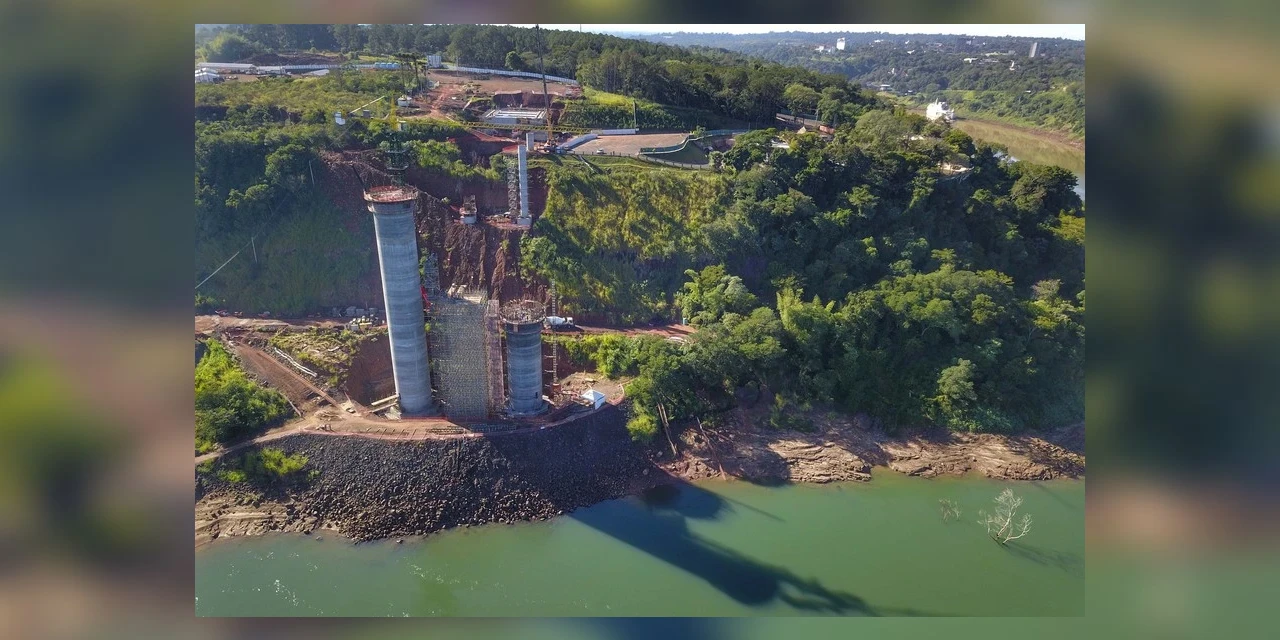 Governador destaca evolução das obras na Ponte da Integração