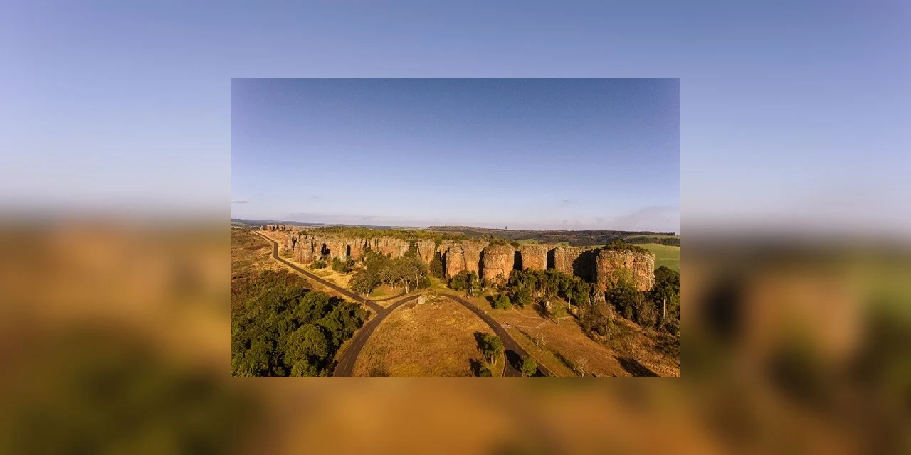 Parques Estaduais do Paraná reabrem neste sábado (15); Vila Velha segue fechada
