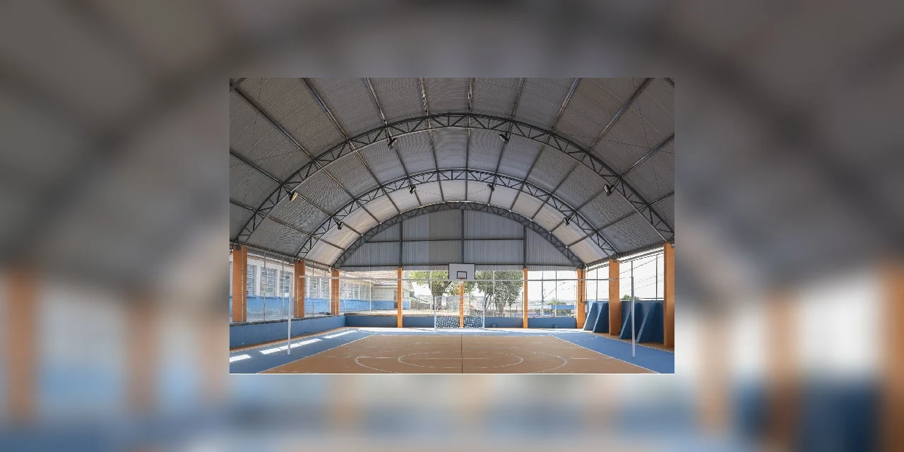 Telêmaco Borba inaugura a cobertura de quadra da Escola Costa e Silva