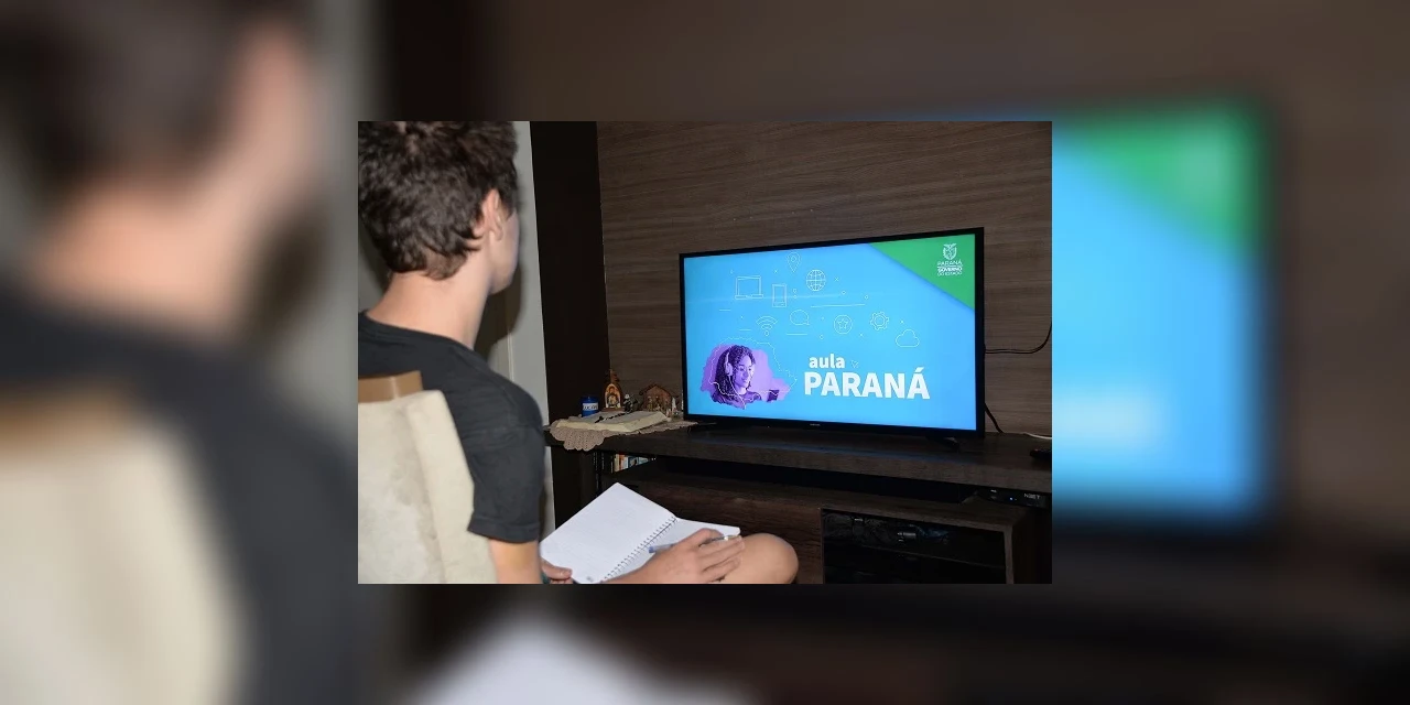 Paraná é o estado que mais alcança alunos com aulas não presenciais