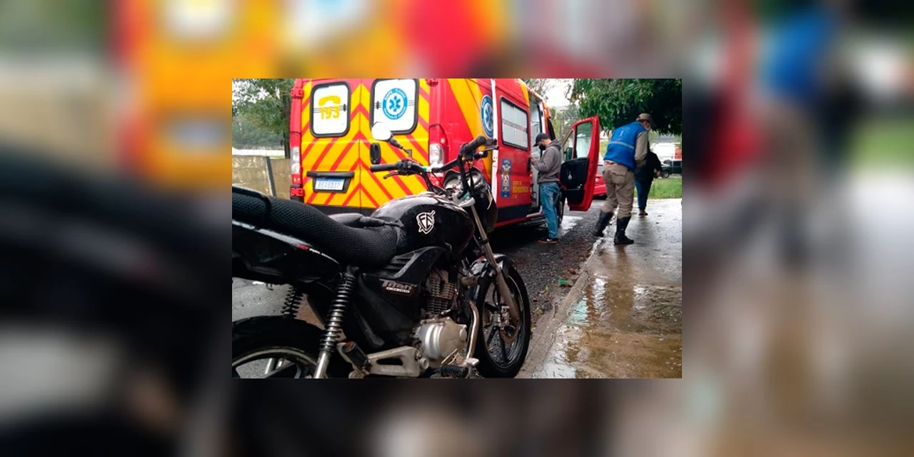 Vídeo: Motociclista fica ferido após acidente na Vila Estrela em PG