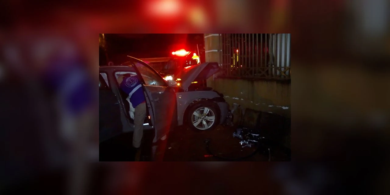 Vídeo: três pessoas ficam feridas em PG após acidente de trânsito