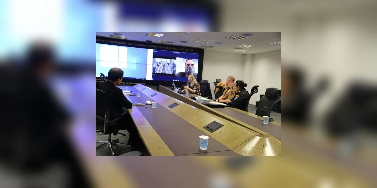 Estado discute programa de atenção psicossocial para policiais do Paraná