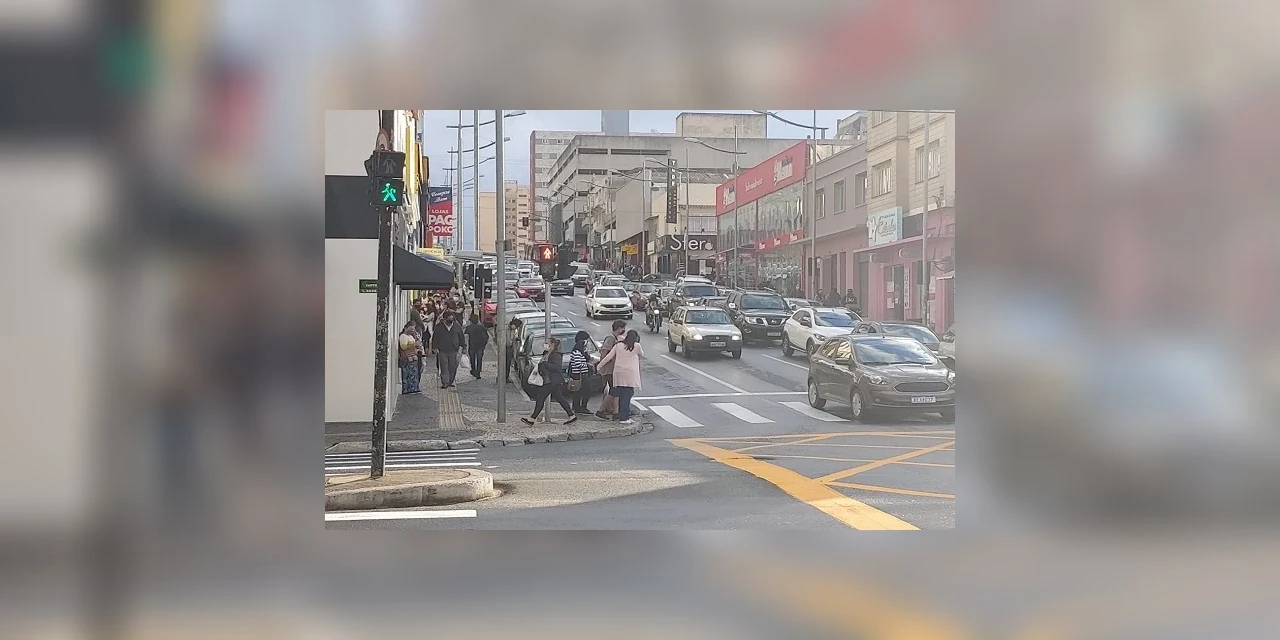 Comércio de PG passa a funcionar em novo horário a partir desta terça-feira (25)