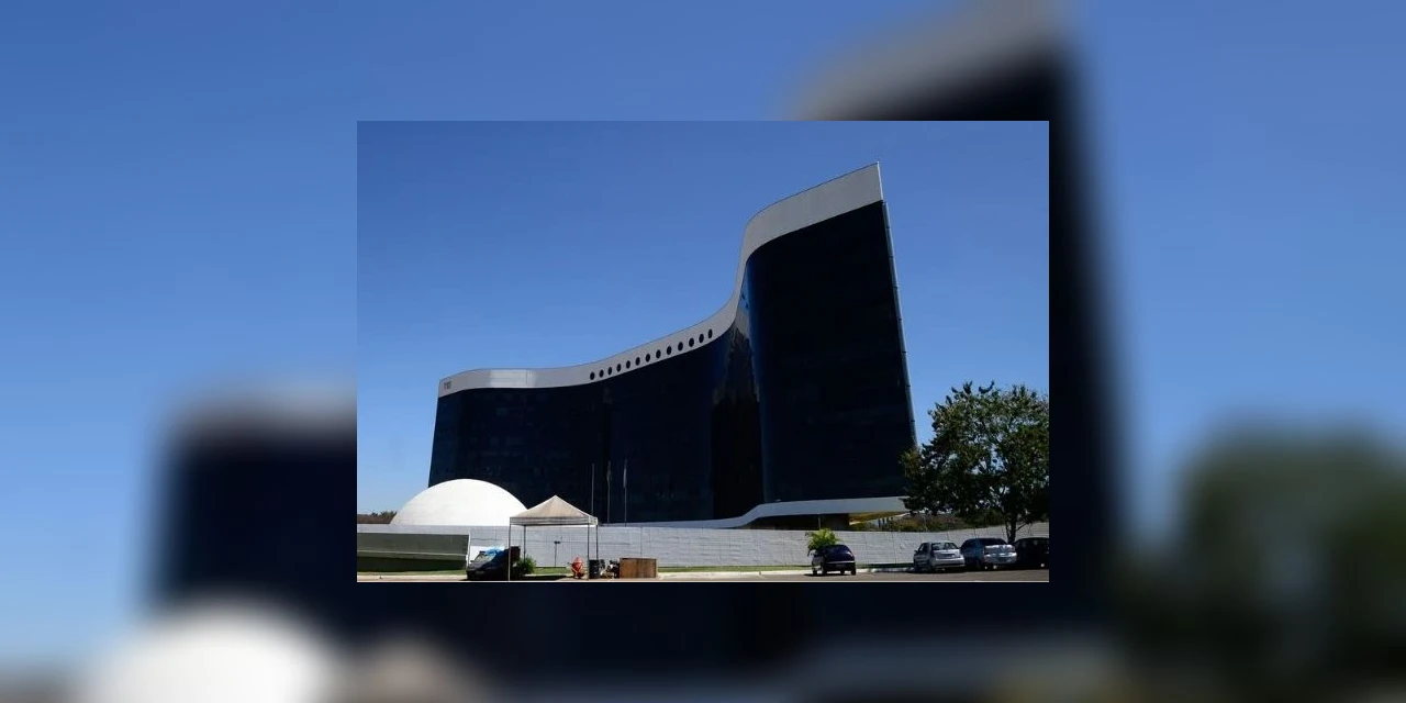 TSE proíbe a participação de artistas em lives feitas por candidatos