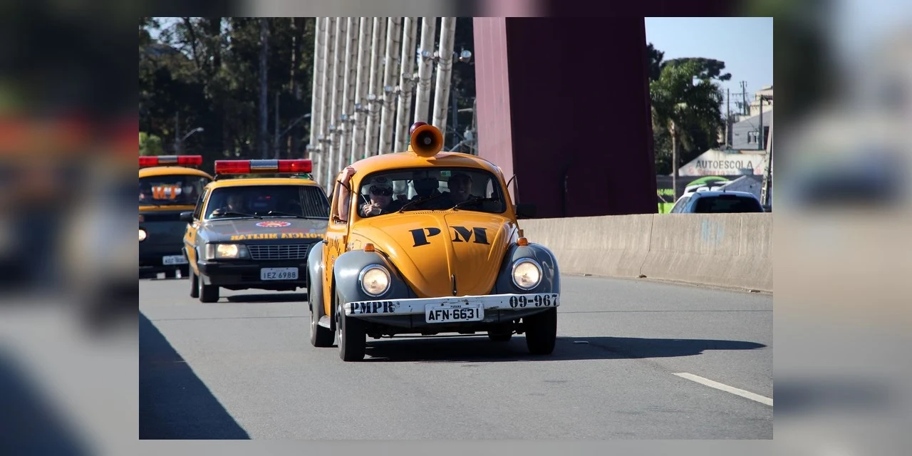 Em comemoração aos 166 anos, Polícia Militar realiza desfile de viaturas históricas; veja as fotos
