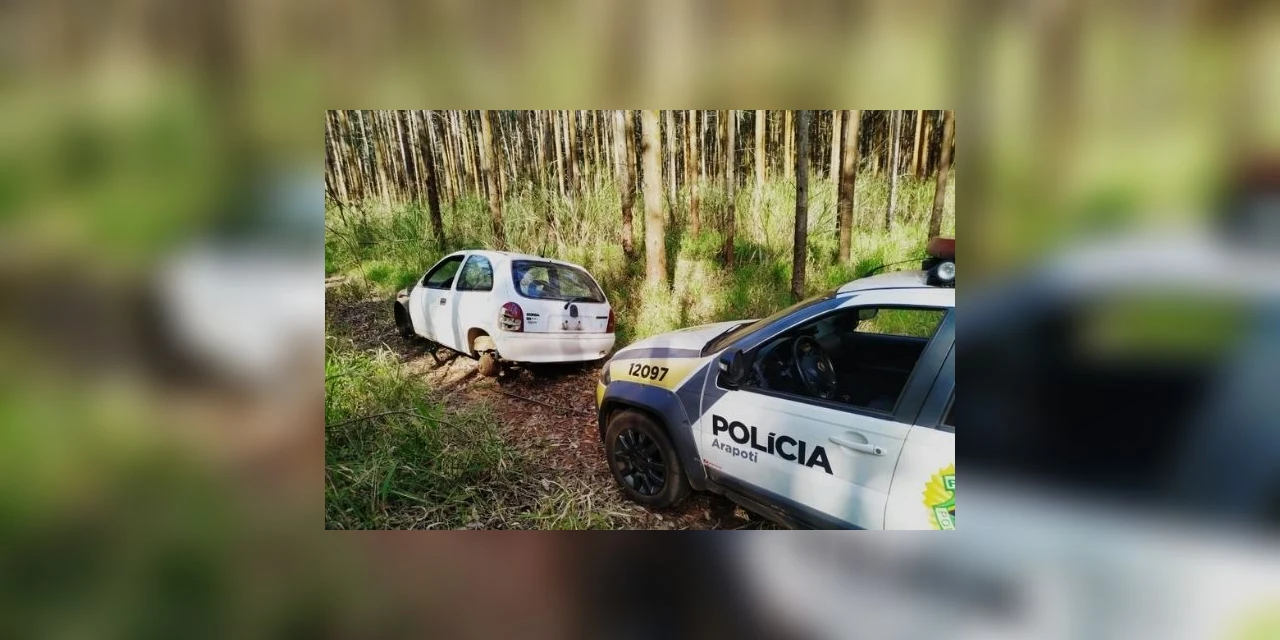 Veículo roubado em Jaguariaíva foi encontrado 'depenado' em Arapoti nesta sexta (04)