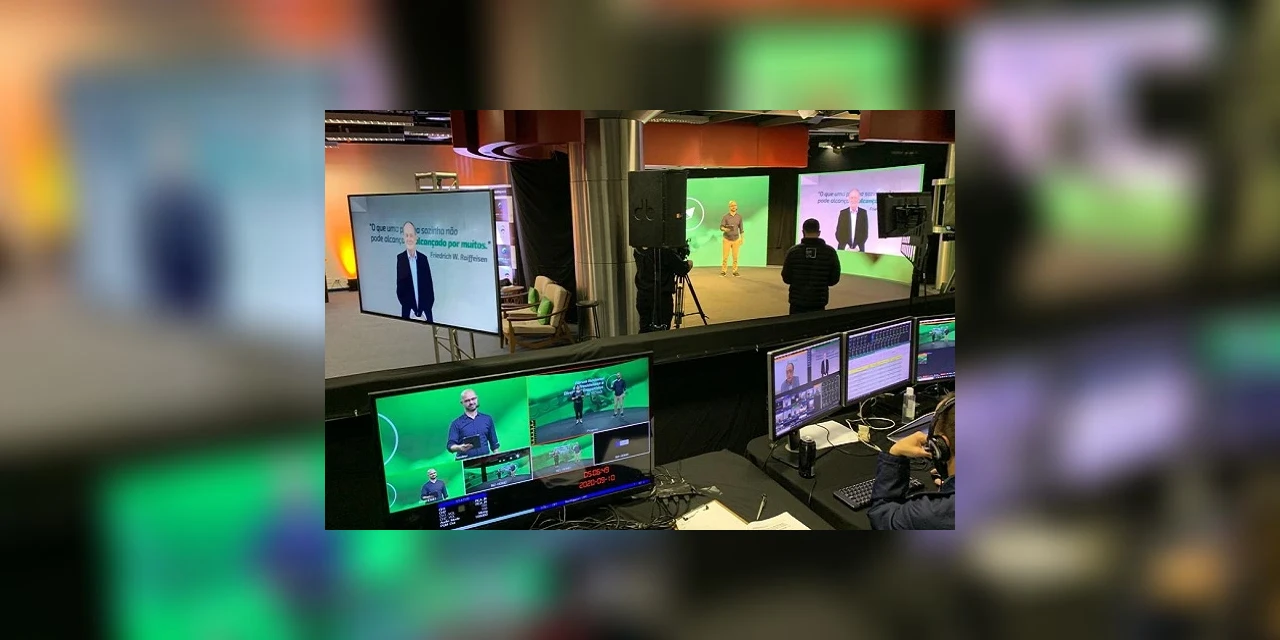 Líderes do Sicredi discutem transformações do sistema financeiro e evolução do cooperativismo de crédito