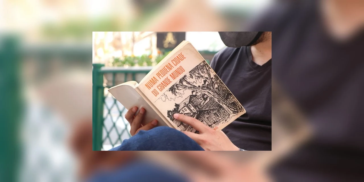 Nesta segunda (14), professor da UEPG apresenta a obra “Numa pequena cidade do grande mundo”