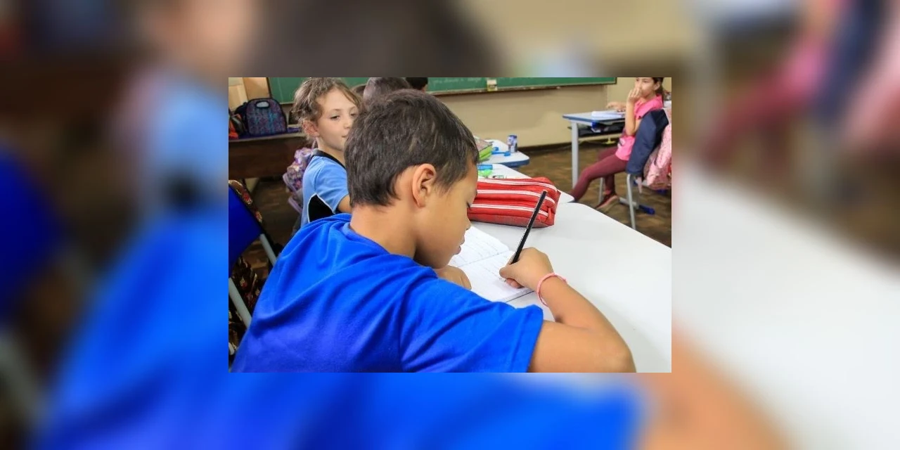 Ponta Grossa sobe e atinge nota 6,5 no Índice da Educação Básica (Ideb)