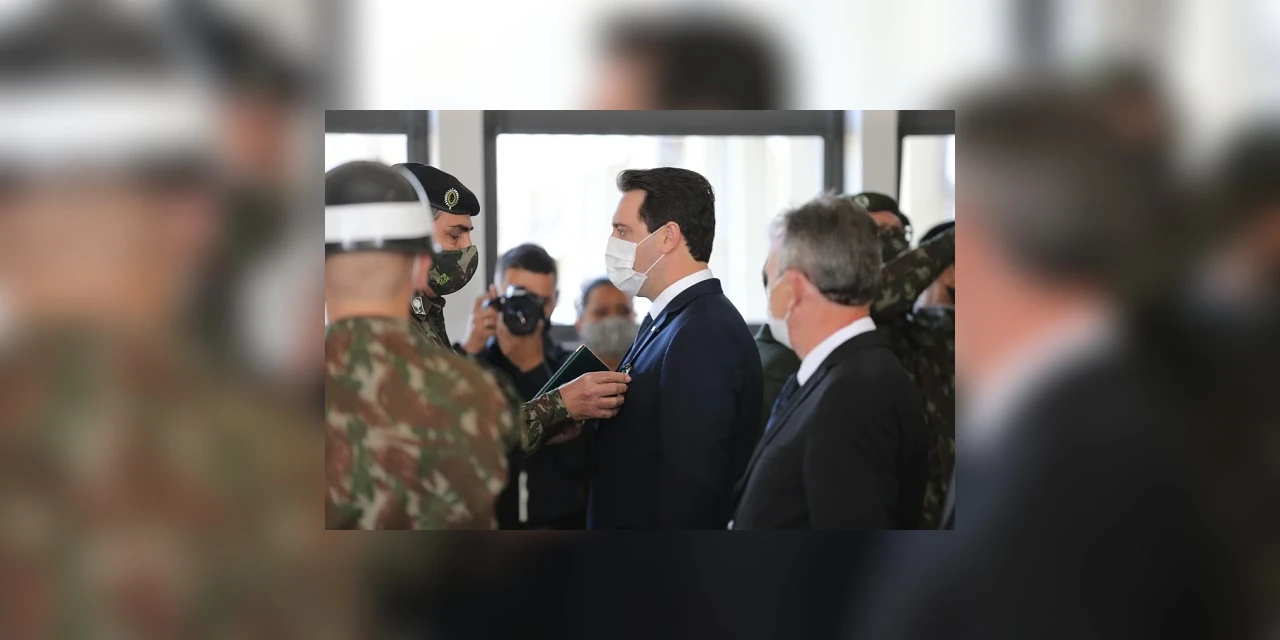 Governador Ratinho Junior destaca parcerias entre o Estado e o Exército