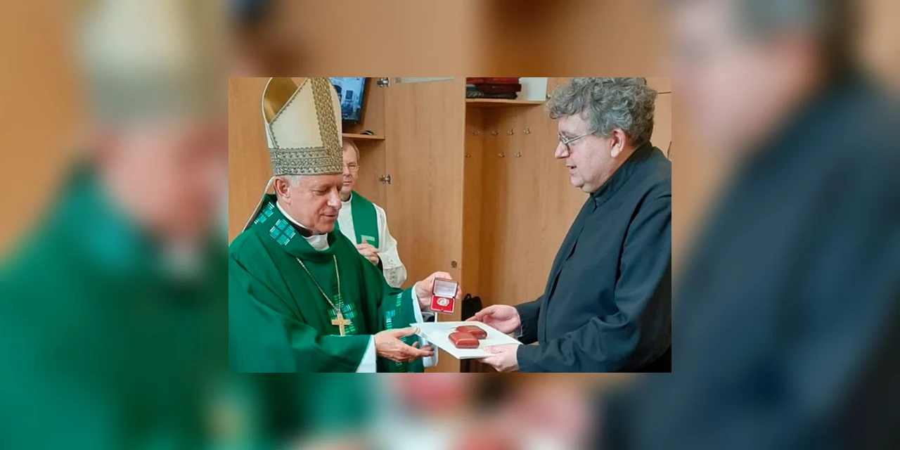 Diocese de PG ganha relíquias de São João Paulo II