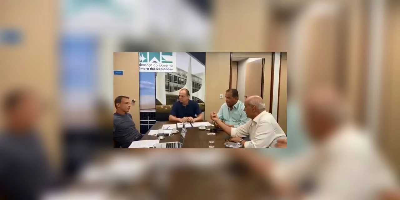 Líderes do Governo na Câmara e Senado se reúnem para discutir criação do 'Renda Cidadã', programa que deve substituir o Bolsa Família