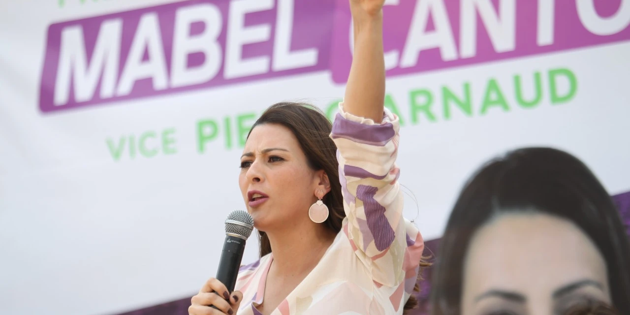 Mabel inicia campanha ao lado de lideranças e apoiadores