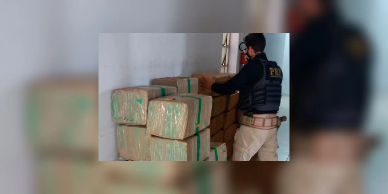 PRF apreende mais de uma tonelada de maconha em Irati
