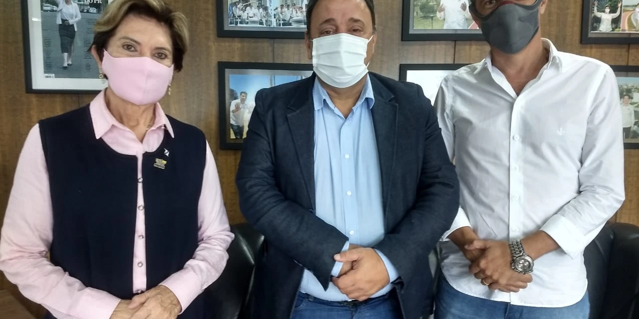 Hussein Bakri reafirma parceria com a saúde e mobilidade urbana de PG