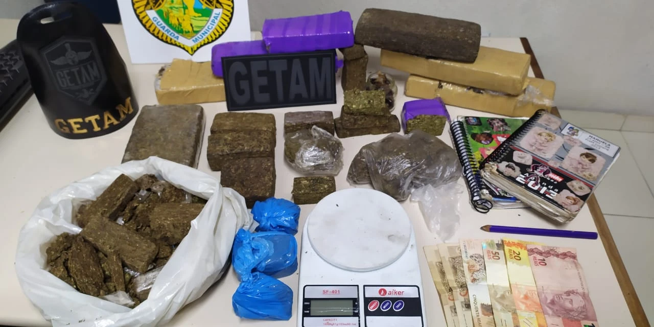 Guarda Civil Municipal apreende mais de 9,5 Kg de drogas durante operação Praça Segura