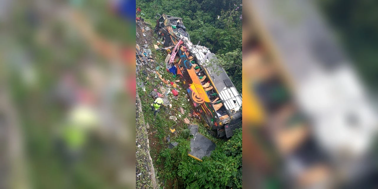 Sobe para 14 o número de mortos no acidente com ônibus em Guaratuba